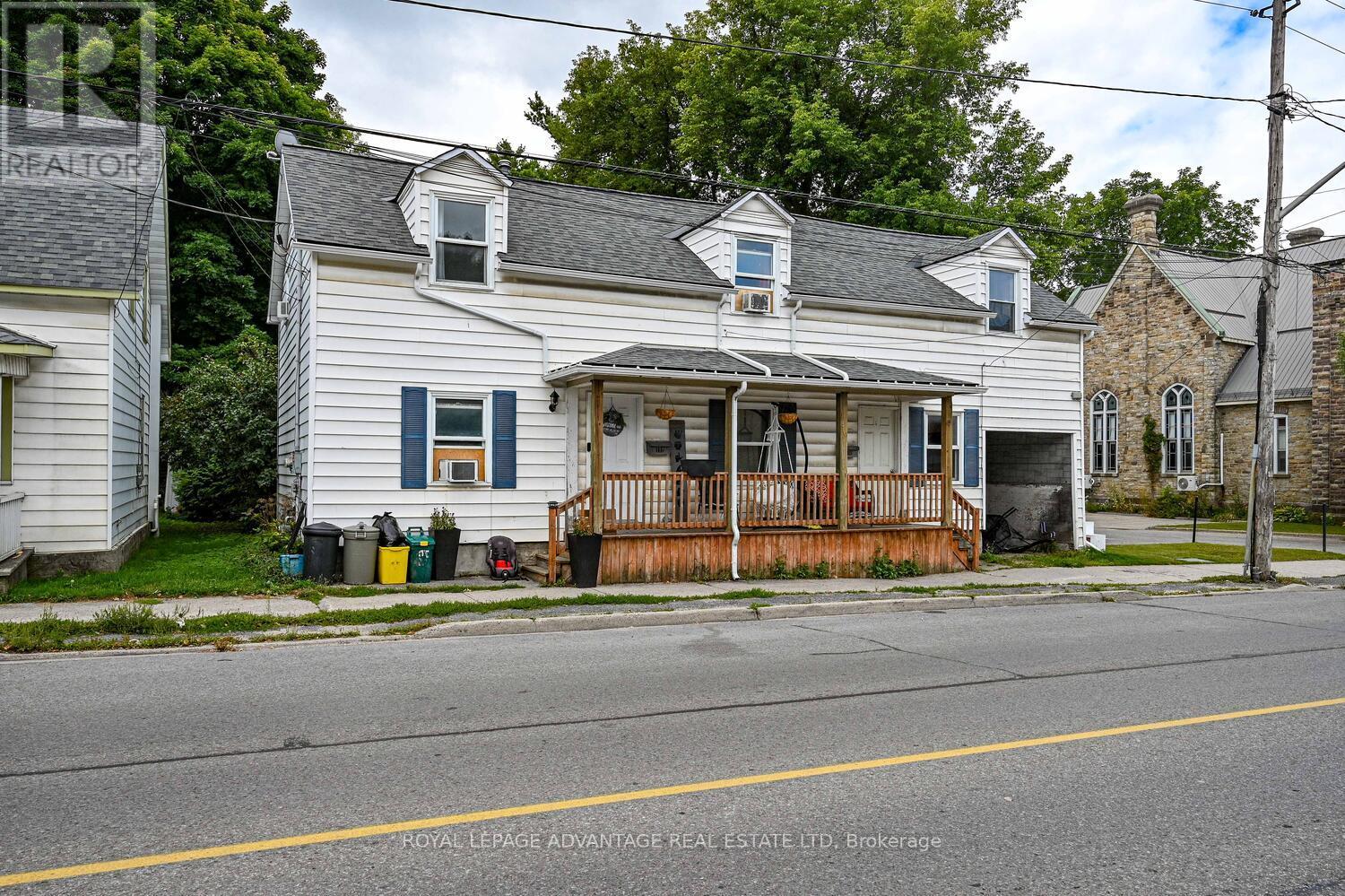 Photo 3 of 150 152 Gore Street E, Perth ON
