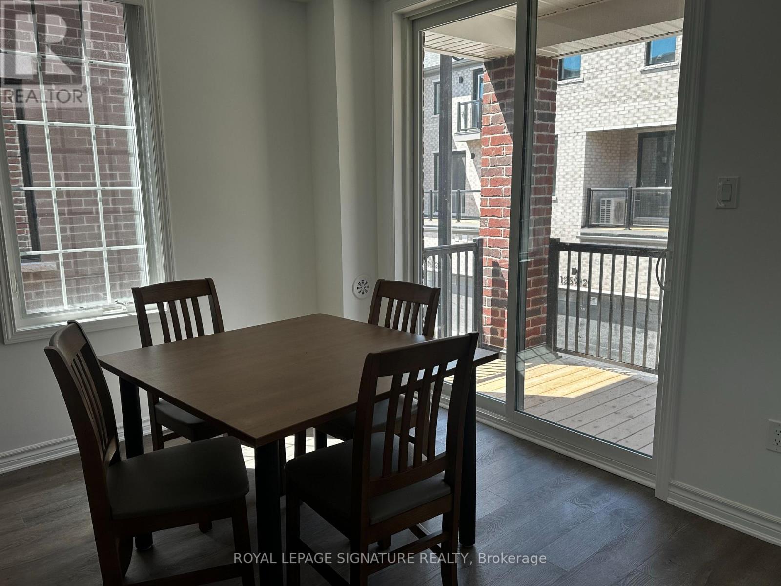 Photo 6 of 11 1259 Lily Crescent, Milton ON