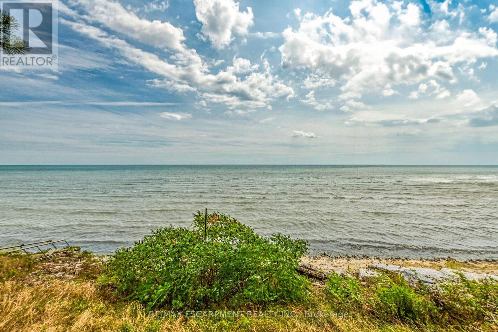 Photo 23 of 966 South Coast Drive, Haldimand ON