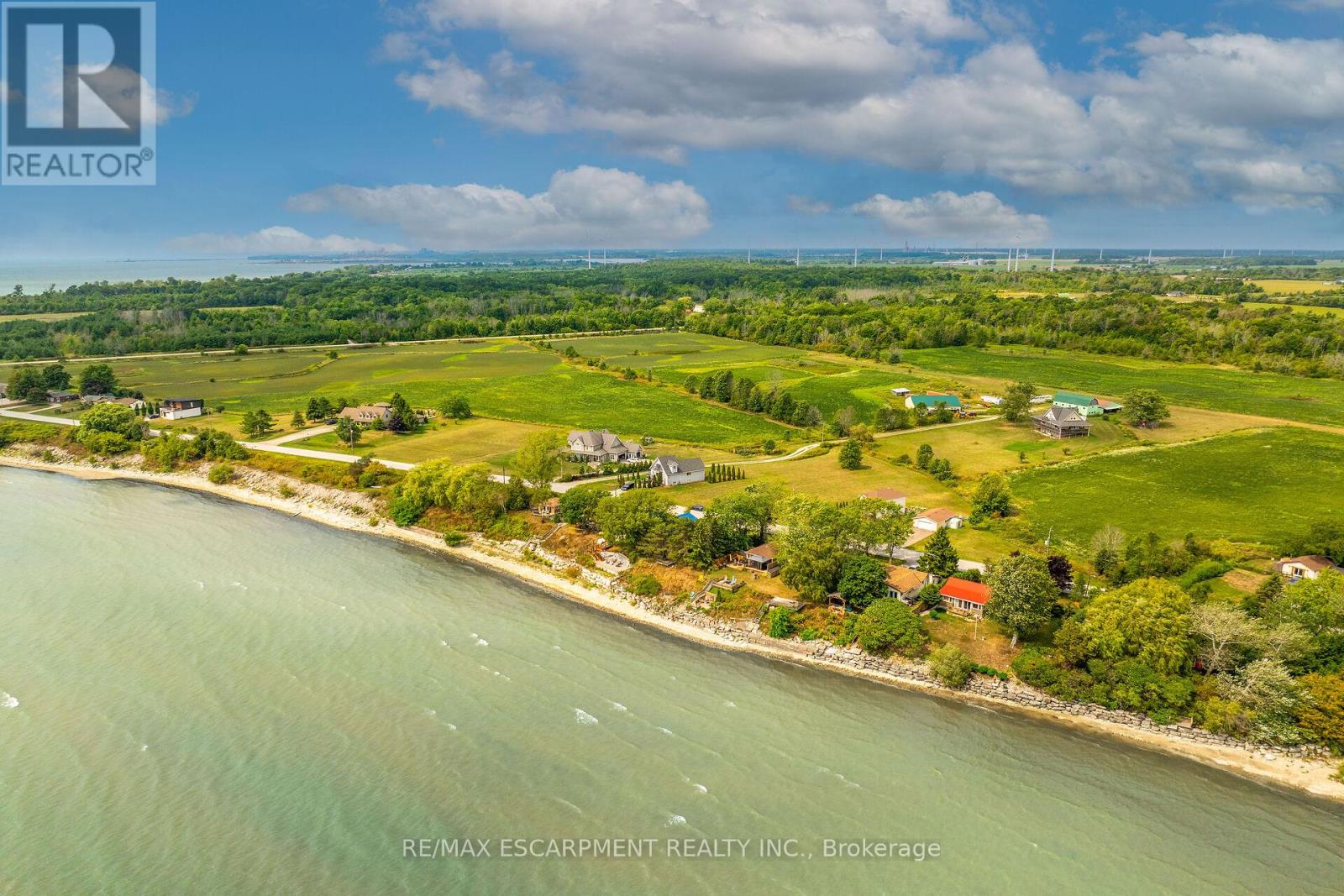 Photo 35 of 966 South Coast Drive, Haldimand ON