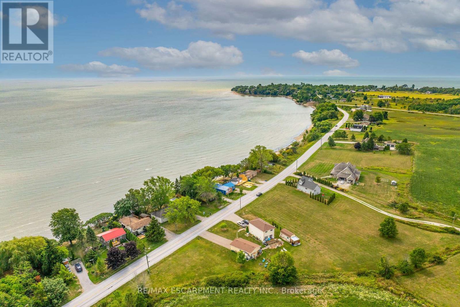 Photo 38 of 966 South Coast Drive, Haldimand ON