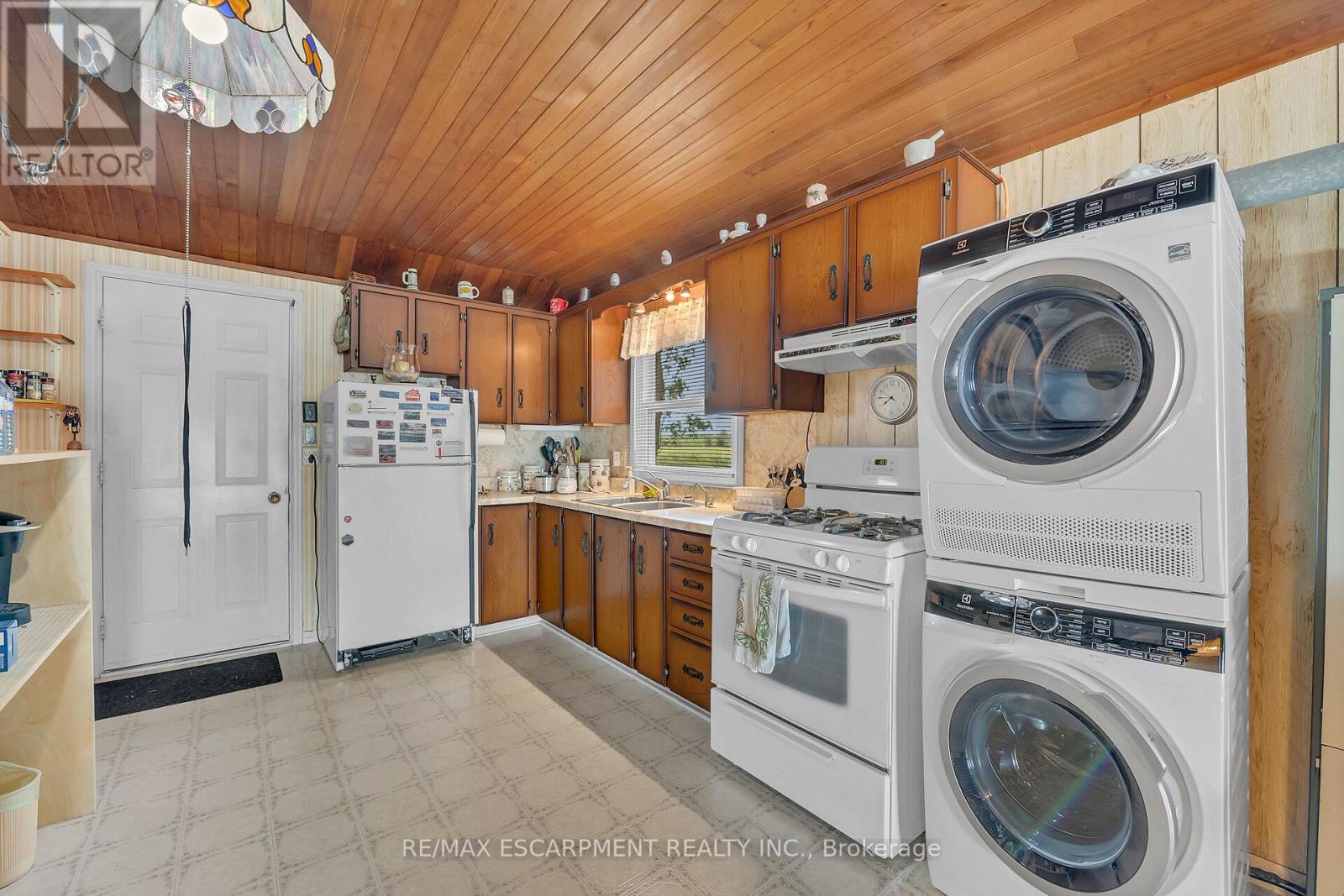 Photo 7 of 966 South Coast Drive, Haldimand ON