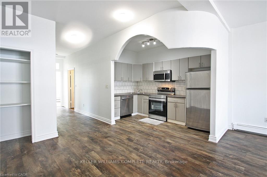 Photo 1 of 4 590 Main Street E, Hamilton ON