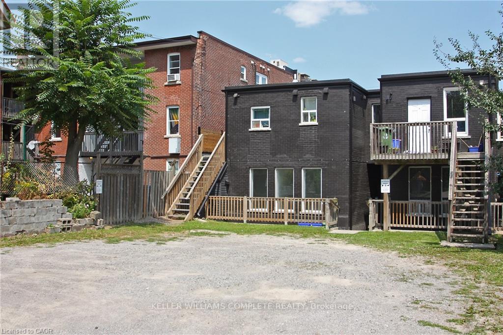 Photo 21 of 4 590 Main Street E, Hamilton ON