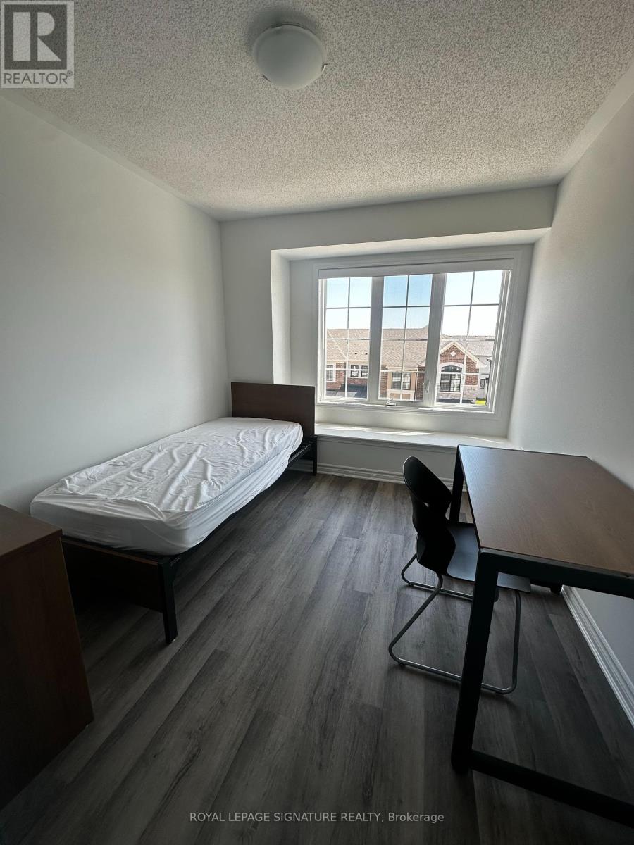 Photo 11 of 12 1259 Lily Crescent, Milton ON