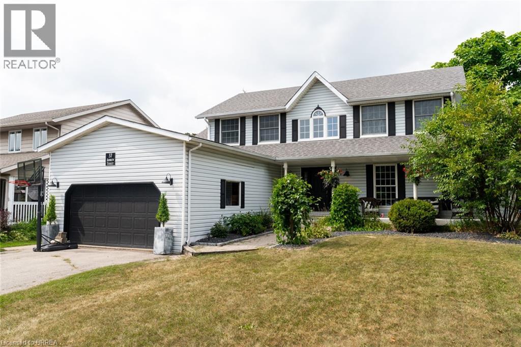 Photo 2 of 37 Andrew Street, St George ON