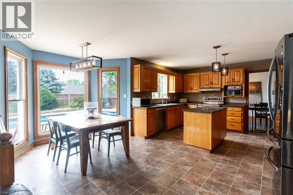Photo 22 of 37 Andrew Street, St George ON