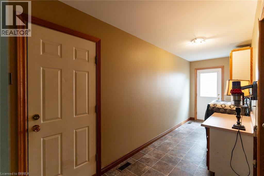 Photo 20 of 37 Andrew Street, St George ON