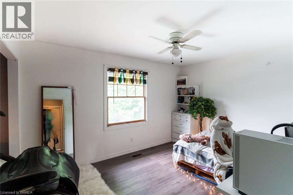 Photo 26 of 37 Andrew Street, St George ON
