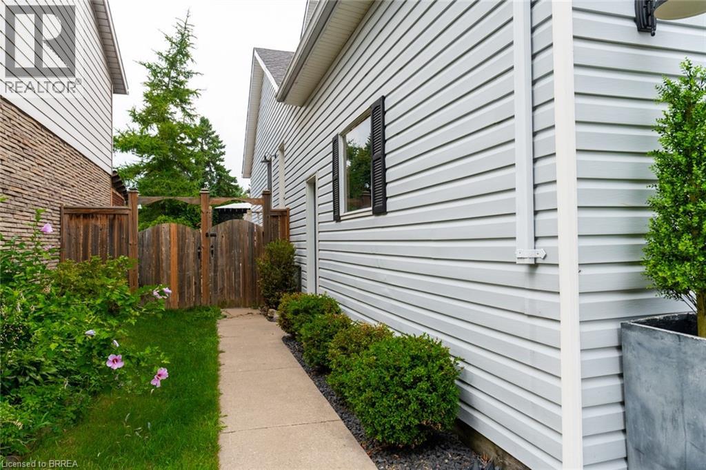 Photo 39 of 37 Andrew Street, St George ON