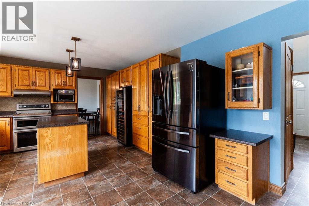 Photo 23 of 37 Andrew Street, St George ON