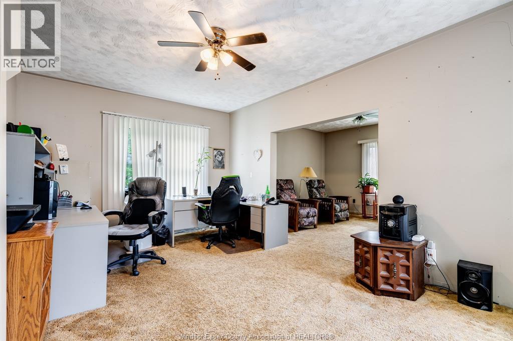 Photo 2 of 140 Erie Street South, Wheatley ON