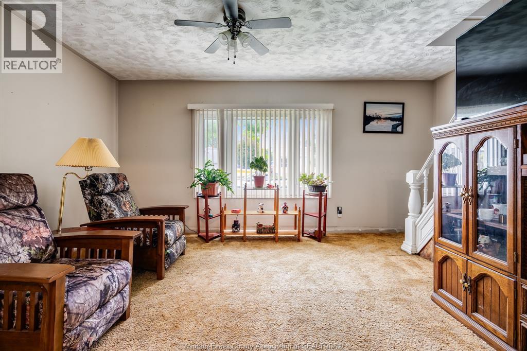 Photo 5 of 140 Erie Street South, Wheatley ON