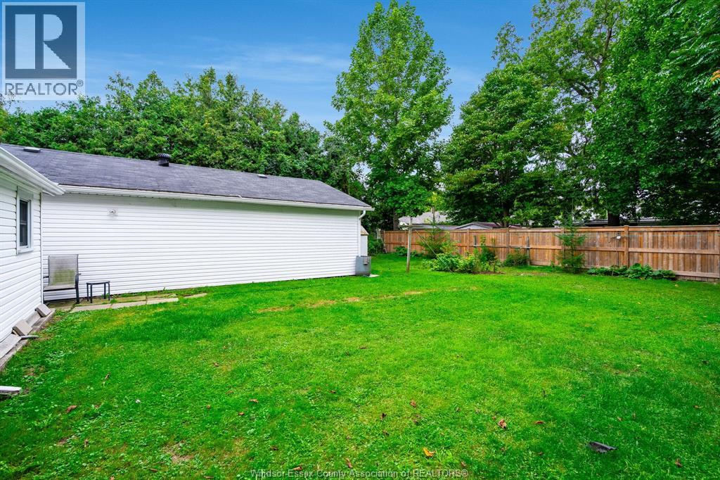 Photo 28 of 140 Erie Street South, Wheatley ON