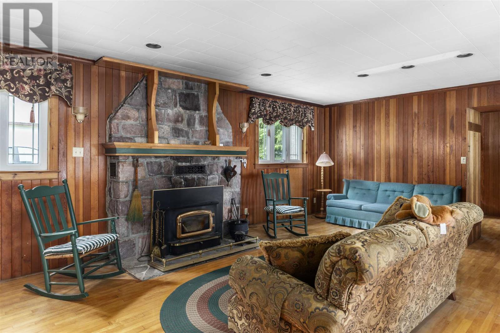 Photo 13 of 3002 Canoe Point Rd, Hilton Beach ON