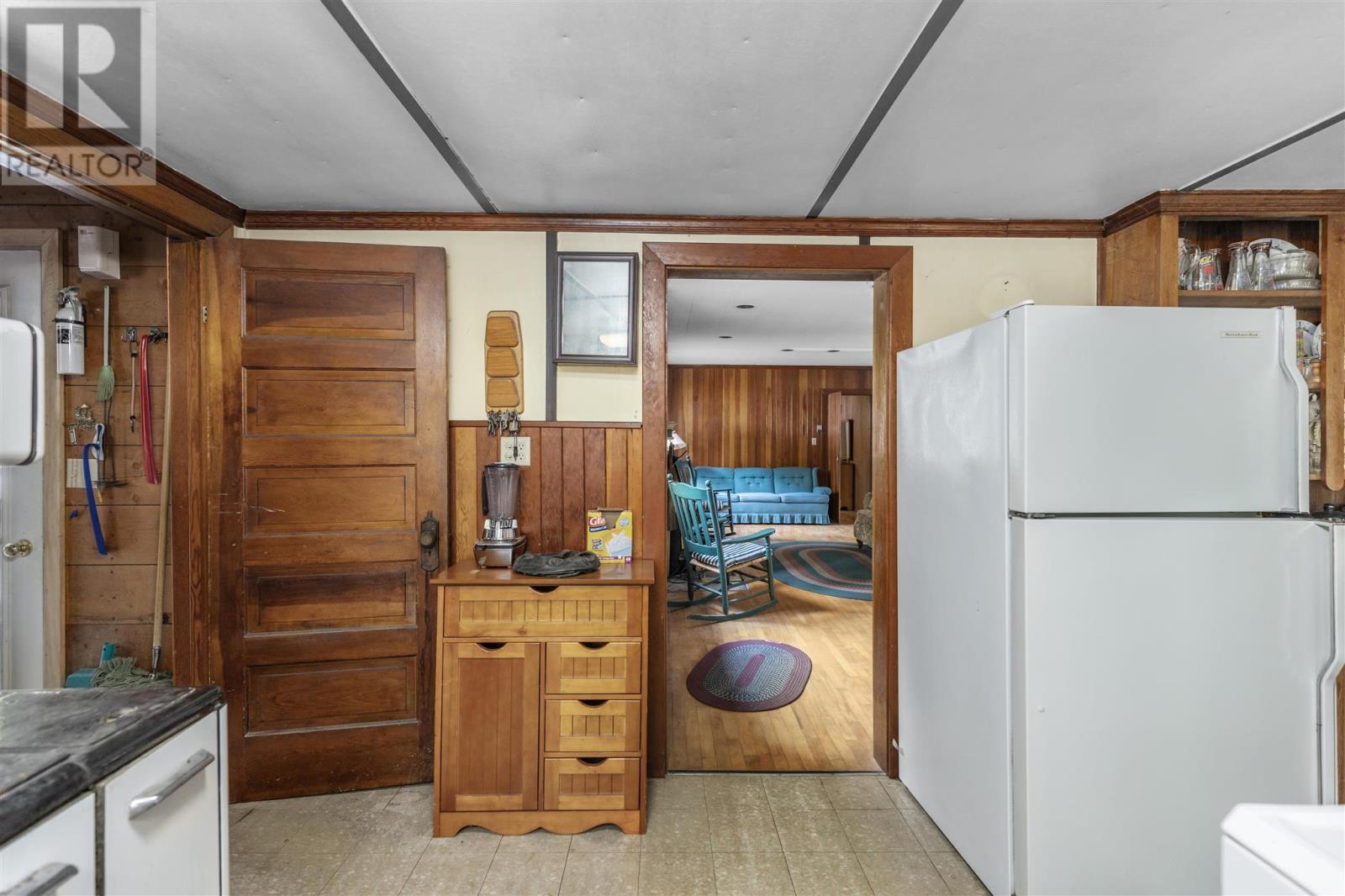 Photo 15 of 3002 Canoe Point Rd, Hilton Beach ON