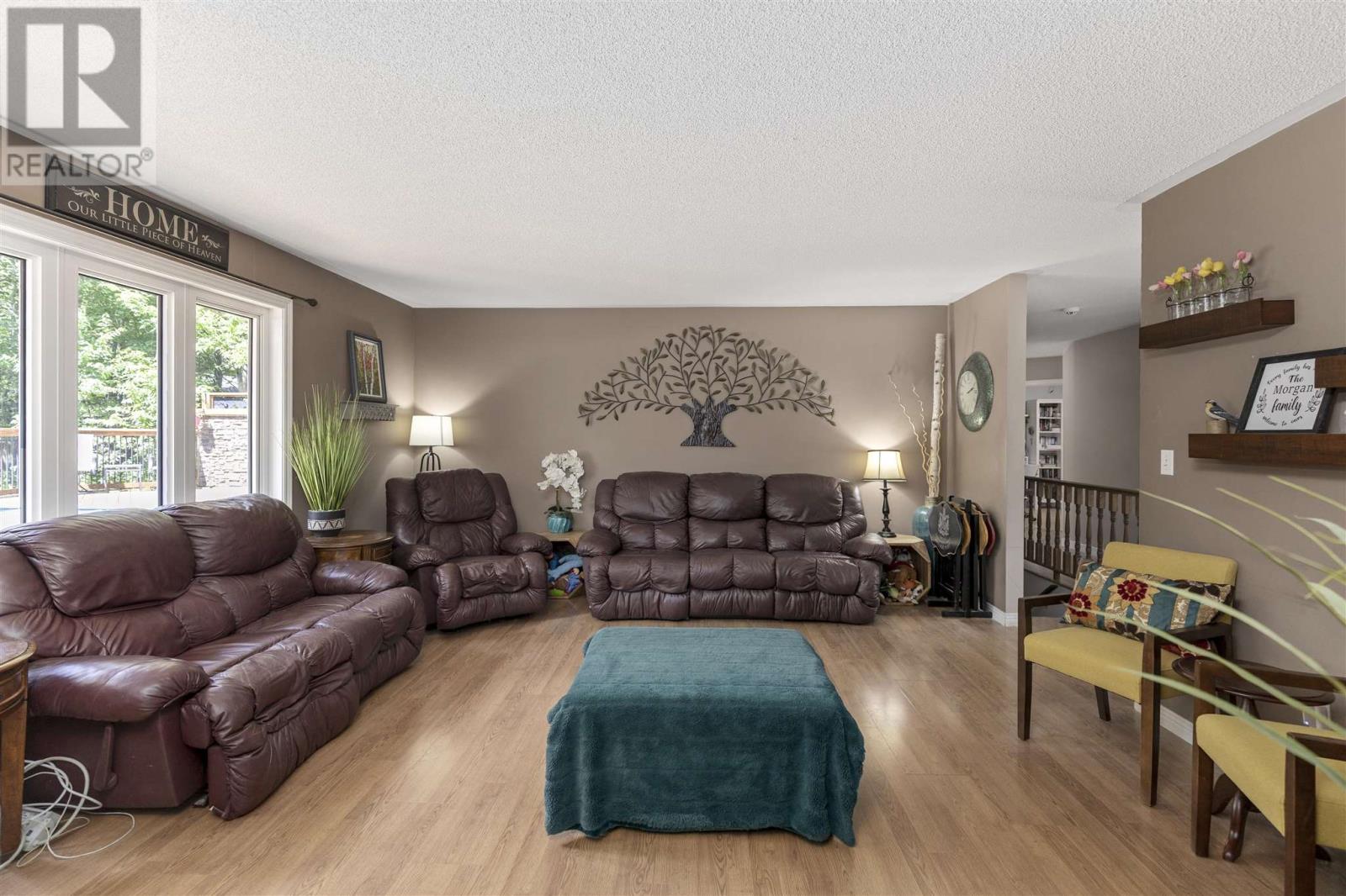 Photo 18 of 4144 Queen St E, Sault Ste Marie ON