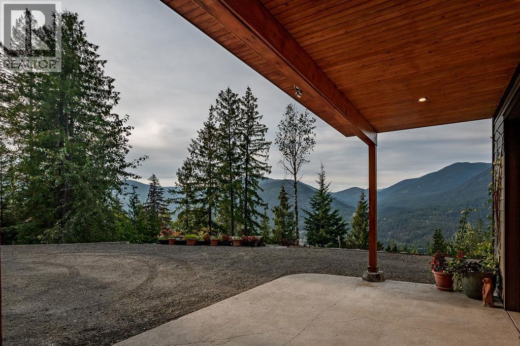 Photo 11 of 3329 Kenville Mine Road, Nelson BC
