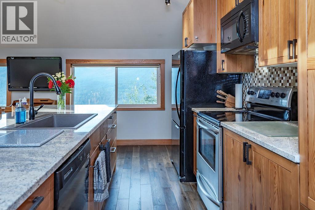 Photo 19 of 3329 Kenville Mine Road, Nelson BC