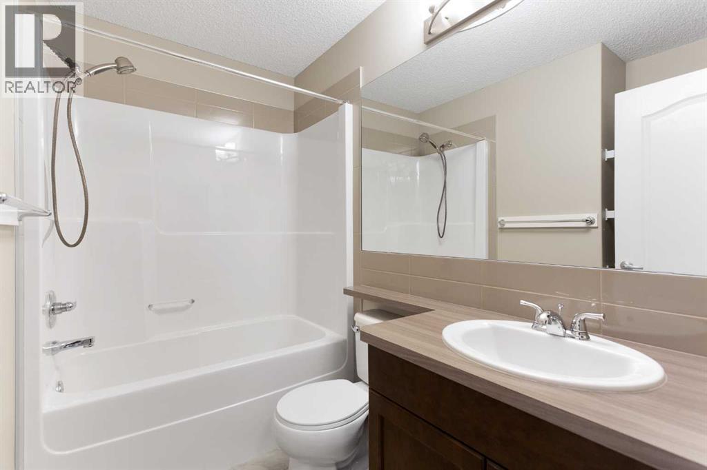 Single Family House for Sale in  Nolanfield Terrace NW Nolan Hill Calgary 