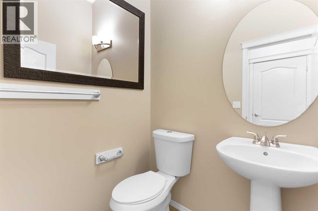 Single Family House for Sale in  Nolanfield Terrace NW Nolan Hill Calgary 
