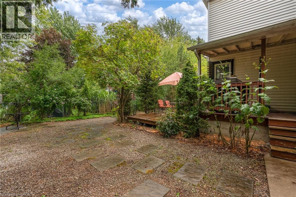 Photo 24 of 33 East 12 Th Street, Hamilton ON