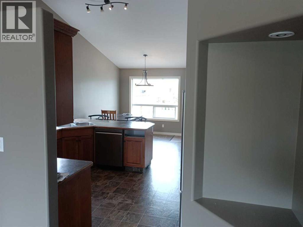Photo 21 of 2 Holsworth Place, Sylvan Lake AB