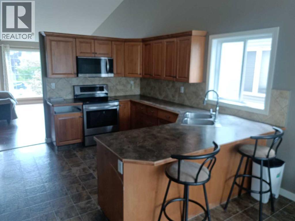 Photo 24 of 2 Holsworth Place, Sylvan Lake AB