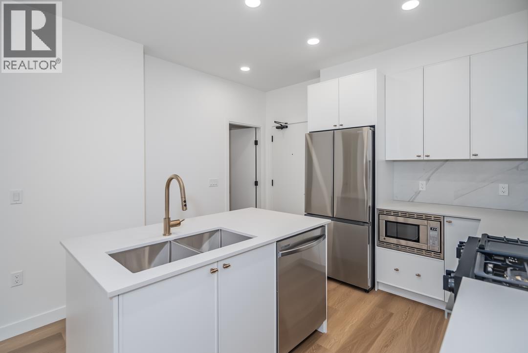Photo 5 of 311 209 Lebleu Street, Coquitlam BC