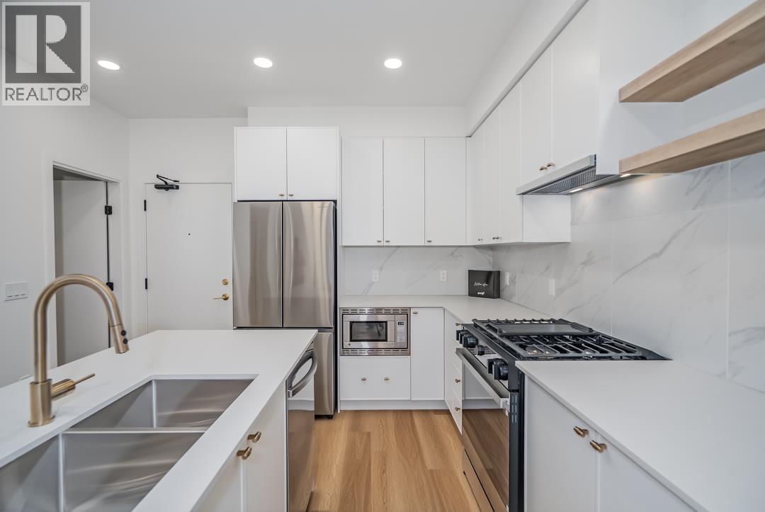 Photo 3 of 311 209 Lebleu Street, Coquitlam BC