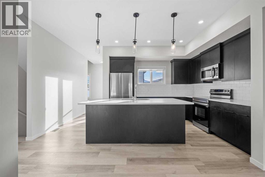 Photo 10 of 106 42 Cranbrook Gardens Se, Calgary AB