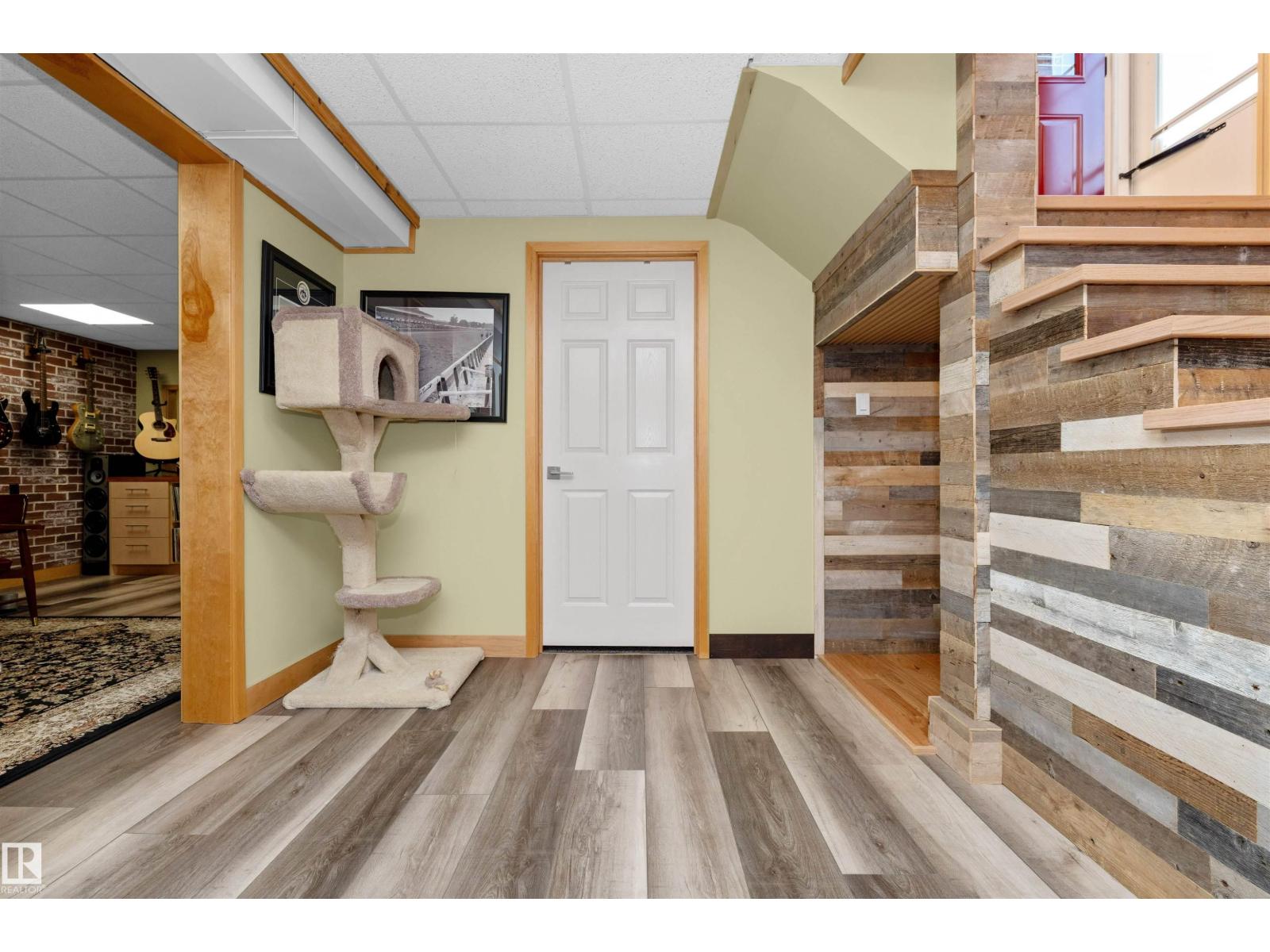 Photo 21 of 11703 135 B St Nw, Edmonton AB