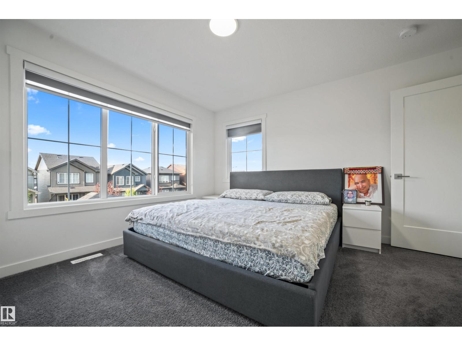 Photo 17 of 2100 Graydon Hill Cr Sw, Edmonton AB