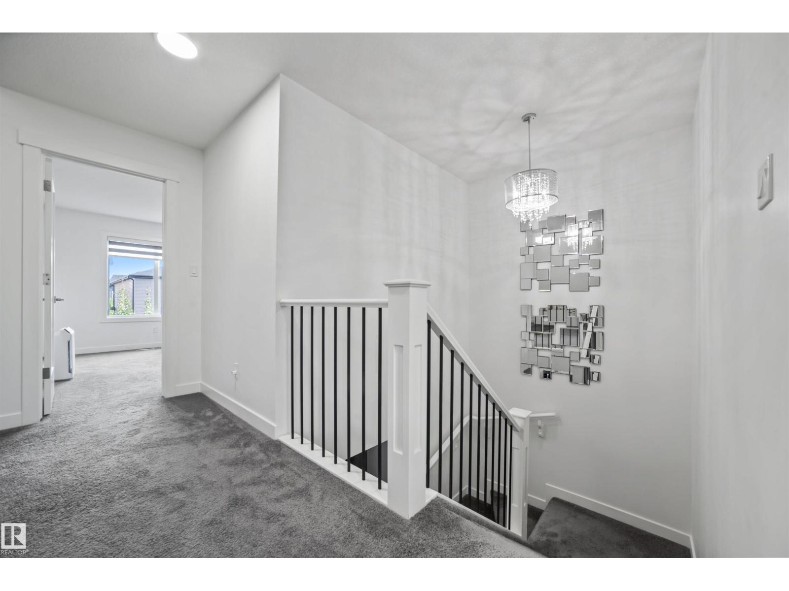 Photo 19 of 2100 Graydon Hill Cr Sw, Edmonton AB