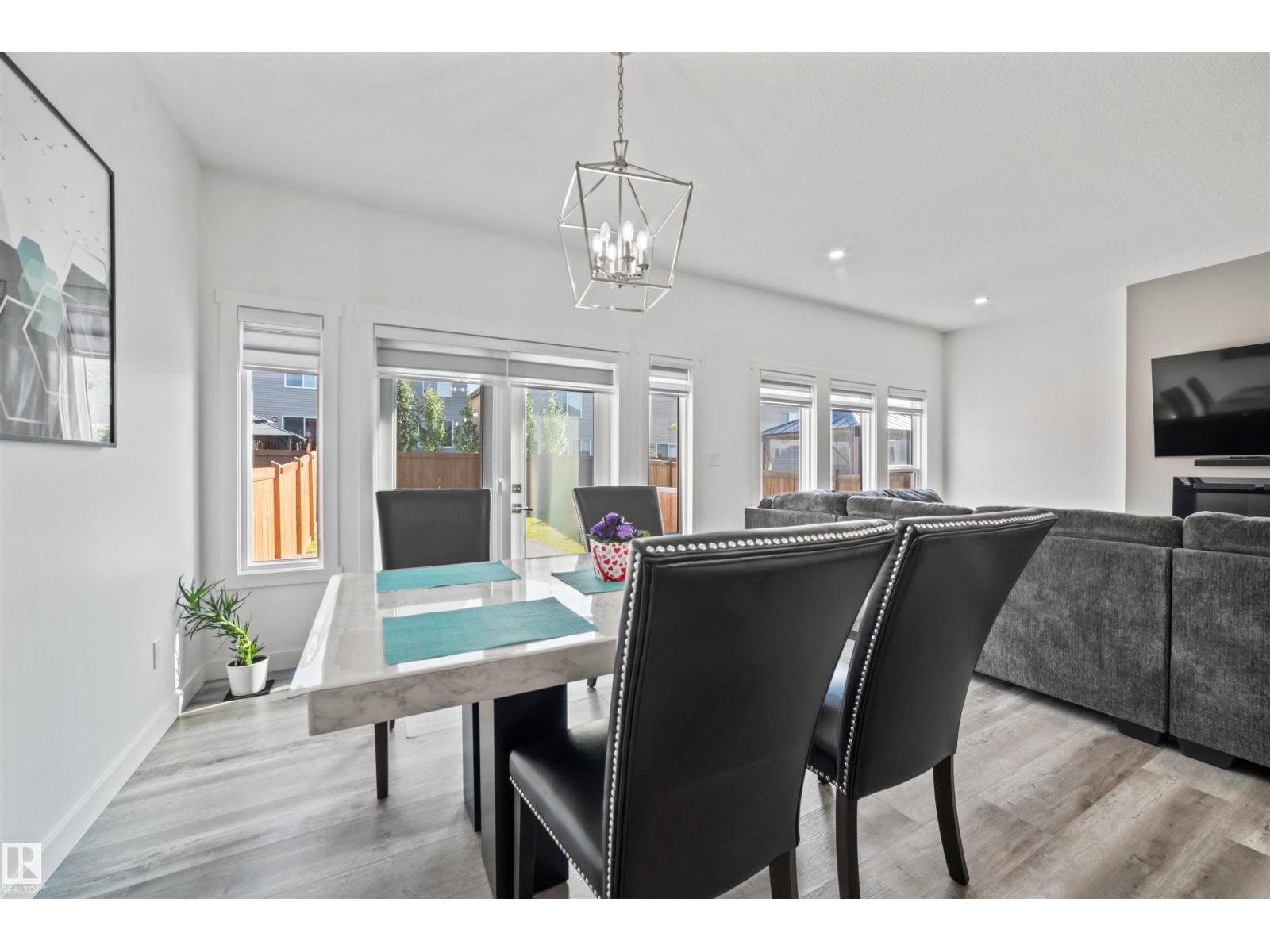 Photo 32 of 2100 Graydon Hill Cr Sw, Edmonton AB