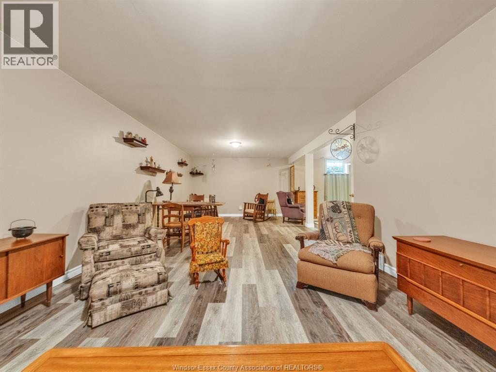 Photo 32 of 304 Rockport Lane, Kingsville ON