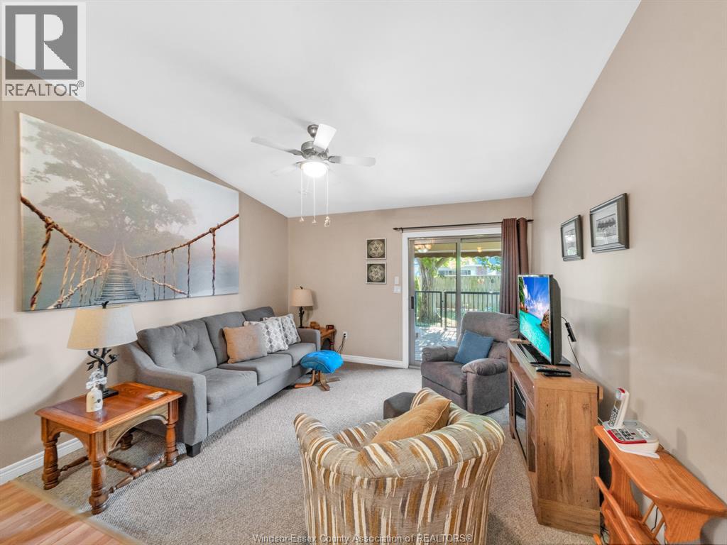 Photo 20 of 304 Rockport Lane, Kingsville ON