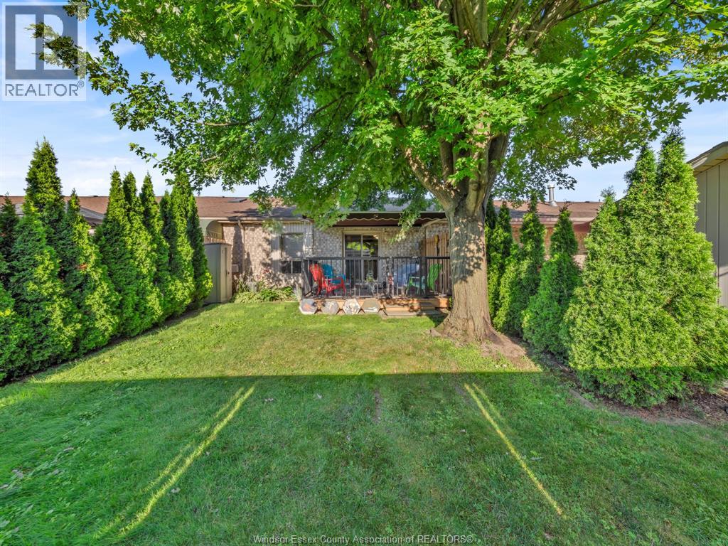 Photo 4 of 304 Rockport Lane, Kingsville ON