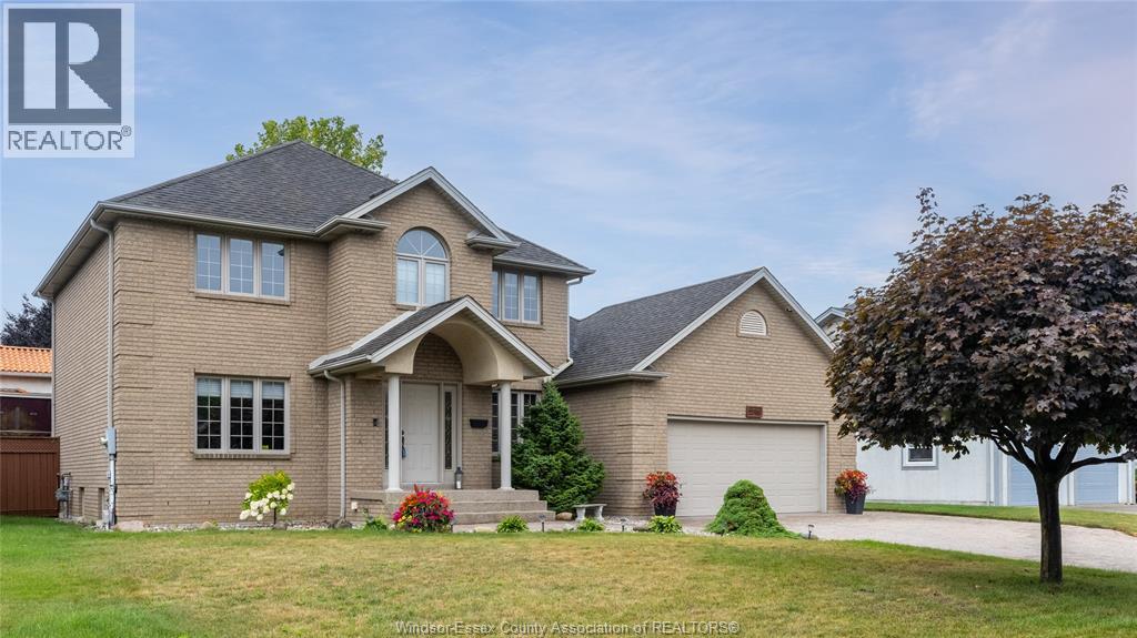 Photo 4 of 2769 Lombardy Crescent, Lasalle ON