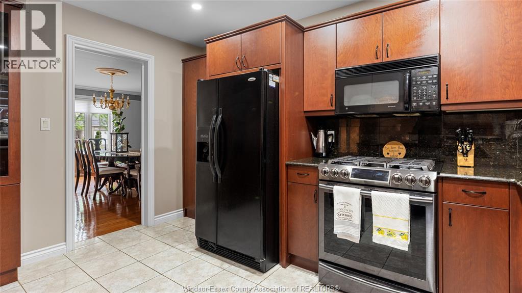 Photo 16 of 2769 Lombardy Crescent, Lasalle ON