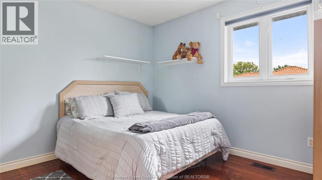 Photo 21 of 2769 Lombardy Crescent, Lasalle ON
