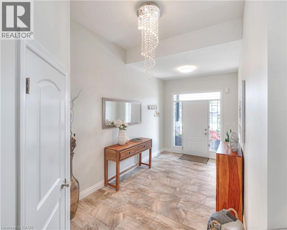 Photo 7 of 451 Twinleaf Street, Waterloo ON
