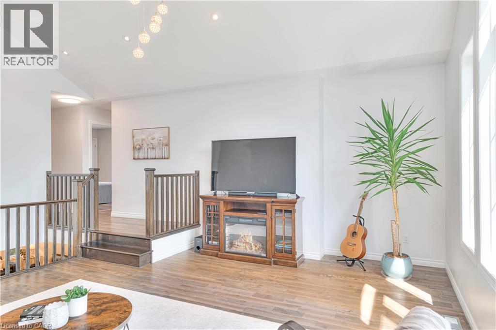 Photo 23 of 451 Twinleaf Street, Waterloo ON