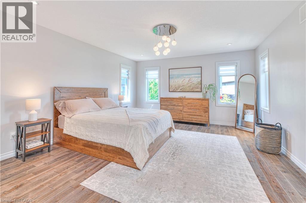 Photo 35 of 451 Twinleaf Street, Waterloo ON