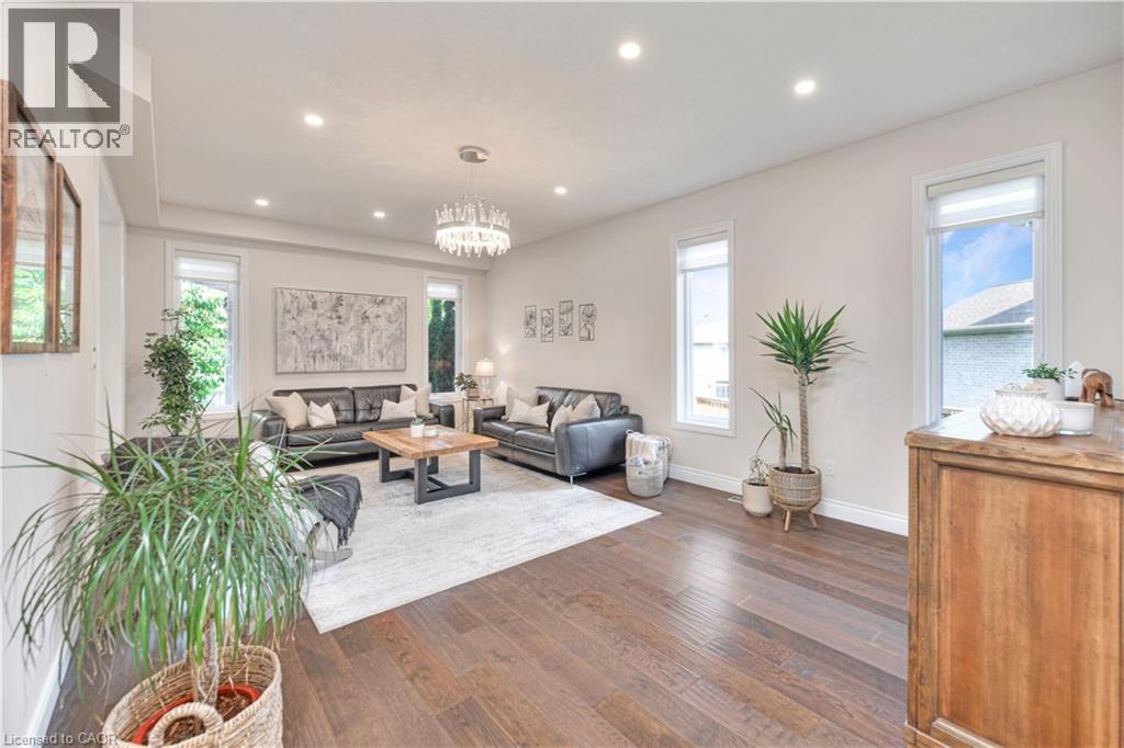 Photo 13 of 451 Twinleaf Street, Waterloo ON