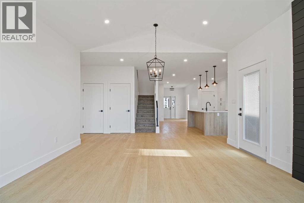 Photo 14 of 2135 Cottonwood Drive, Coaldale AB