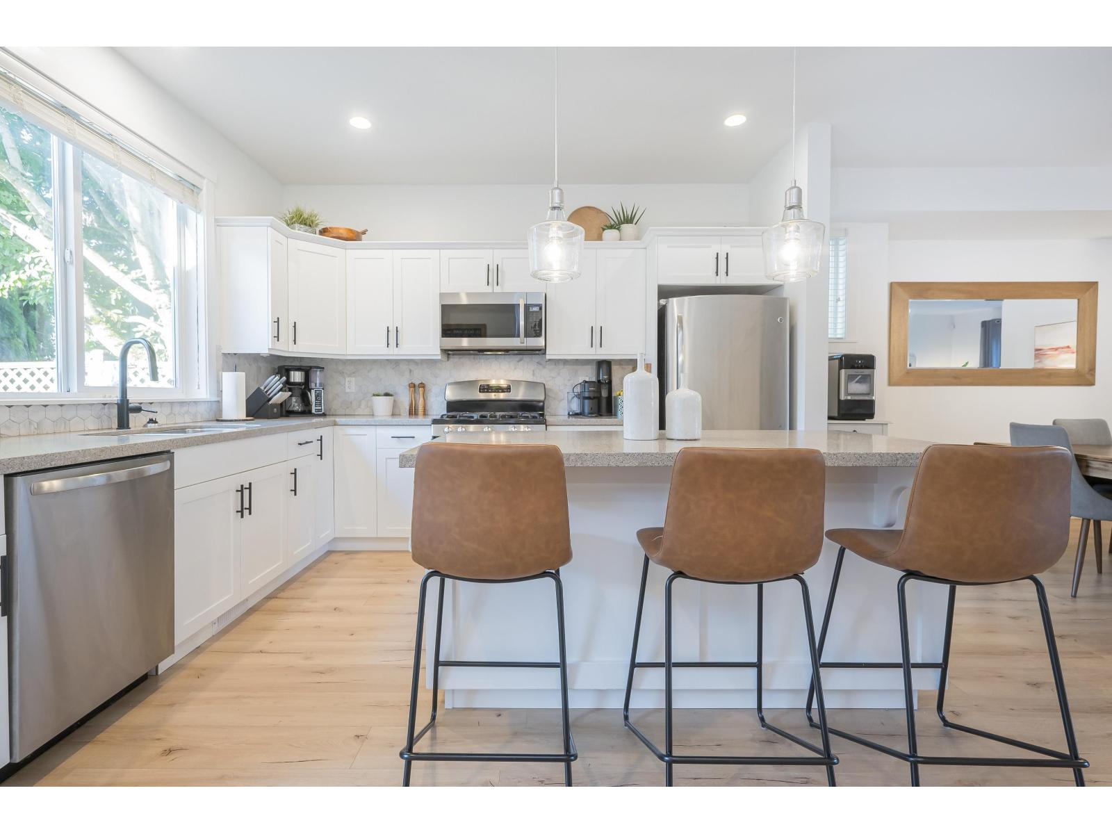 Photo 9 of 21080 80 Avenue, Langley BC