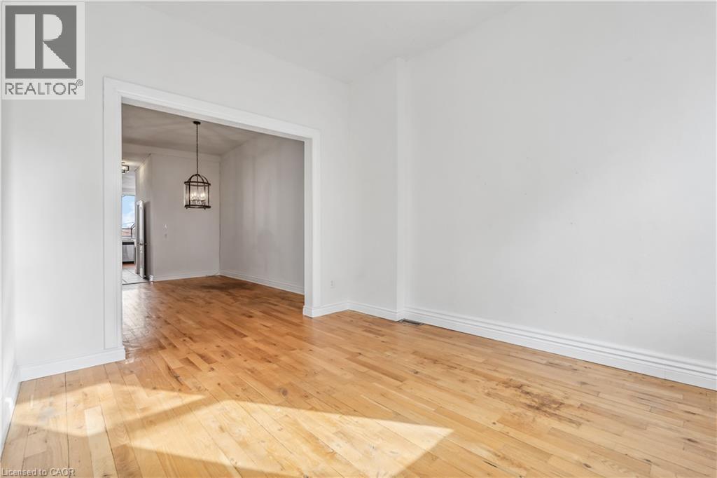 Photo 11 of 197 King Street E Unit Apt 2, Hamilton ON