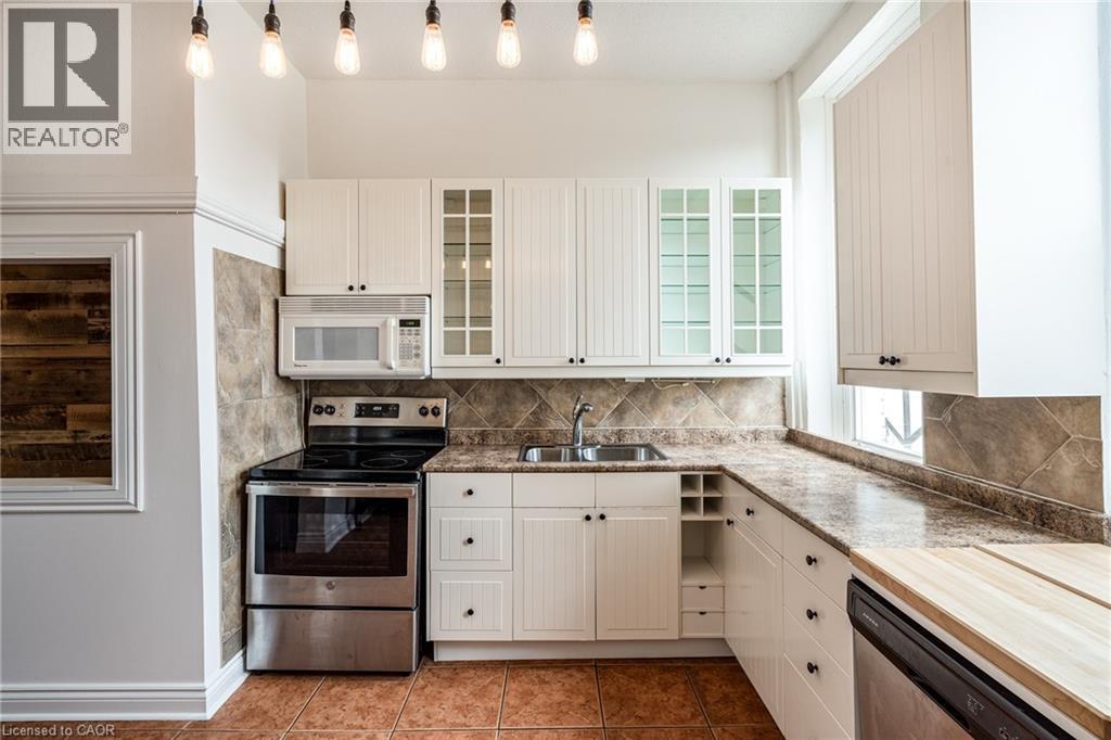 Photo 12 of 197 King Street E Unit Apt 2, Hamilton ON
