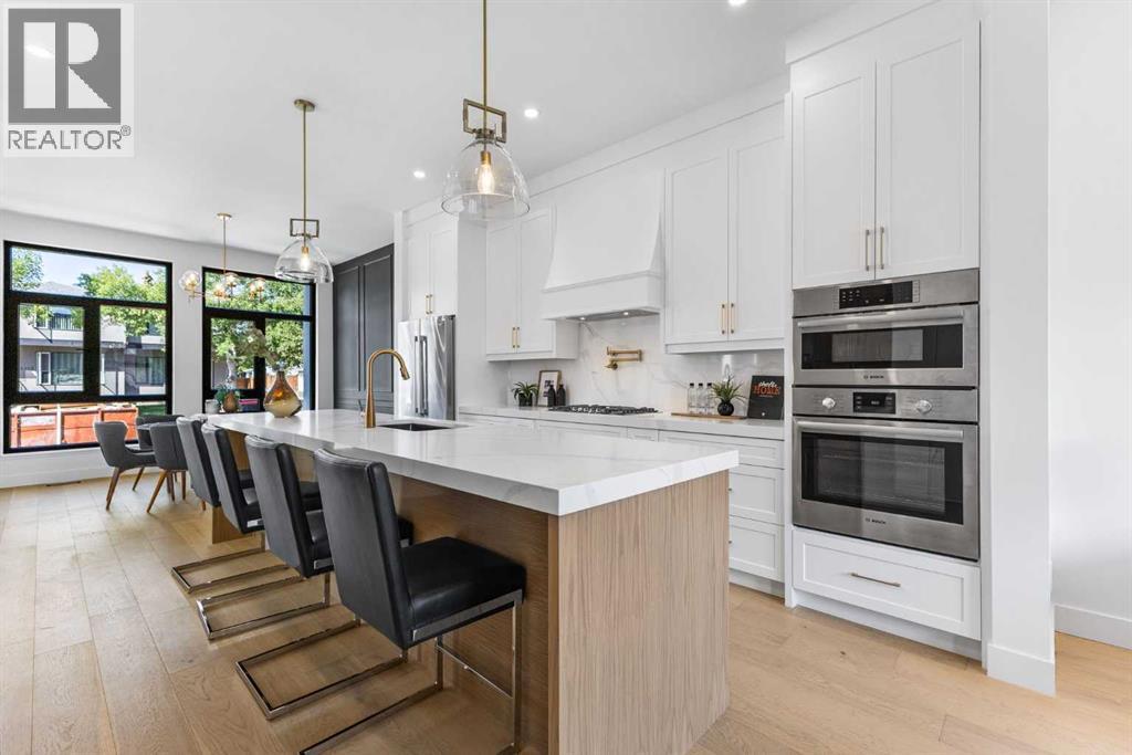 Photo 8 of 3716 44 Street Sw, Calgary AB